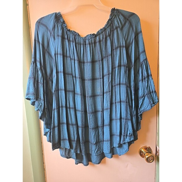 Love Ari Boho Printed Off-Shoulder Stretchy Ruffle Top Blue Fall Size 2X Plaid - Picture 7 of 8